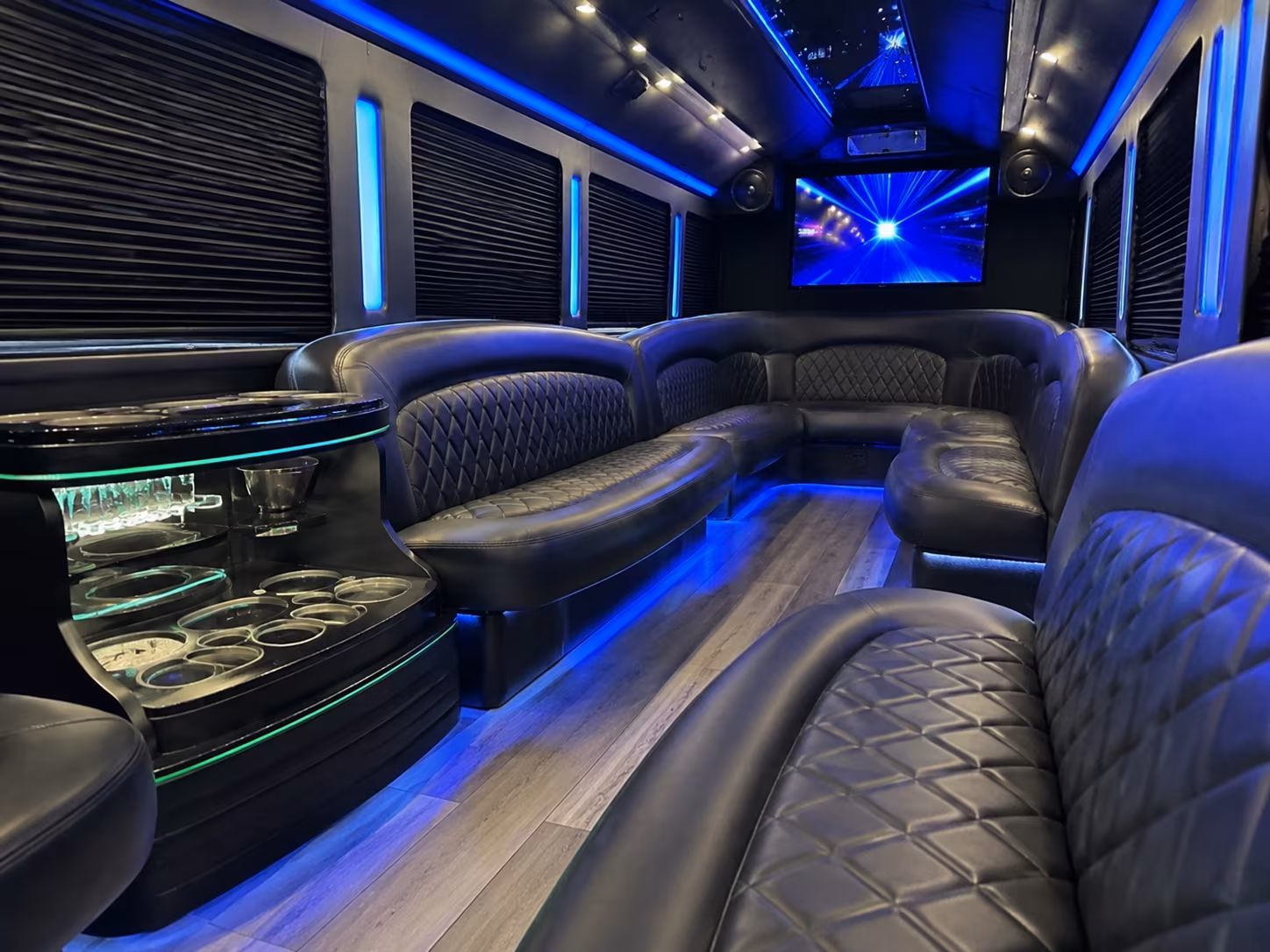 westgate entertainment district dinner party bus rental